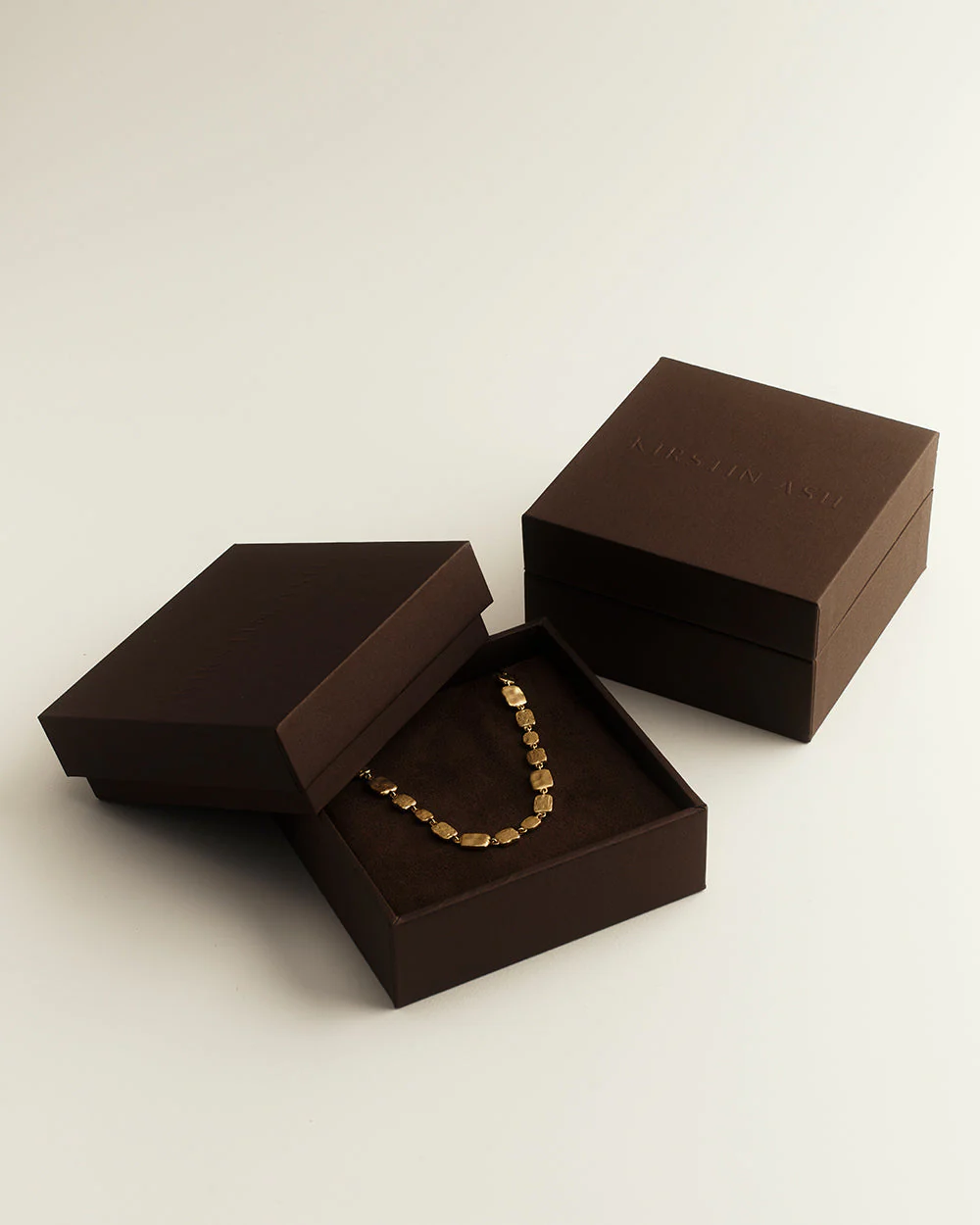 REVER CHAIN NECKLACE (18K GOLD PLATED) - Image 9